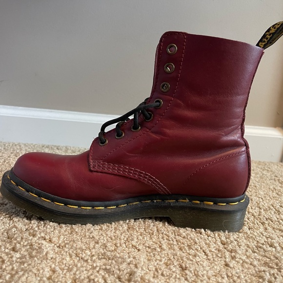 Size 7 Red 1460 Pascal Doc Martens combat boots - Picture 5 of 8